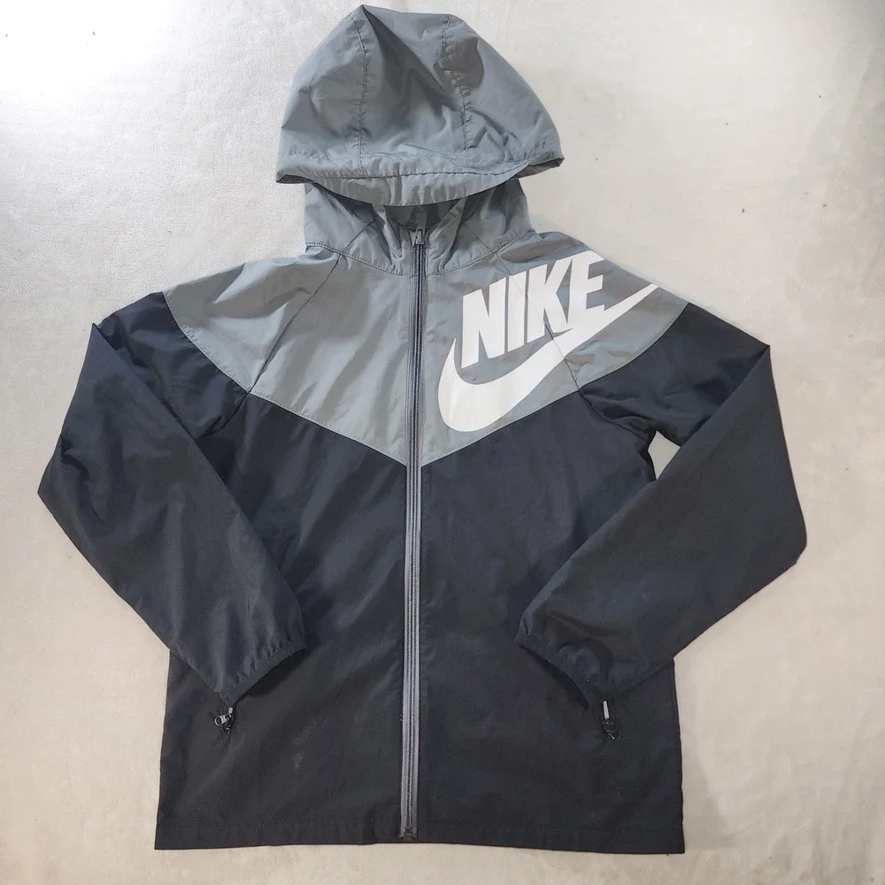 Nike Boys Windrunner Windbreaker Jacket Black Grey Packable Hooded Youth Medium